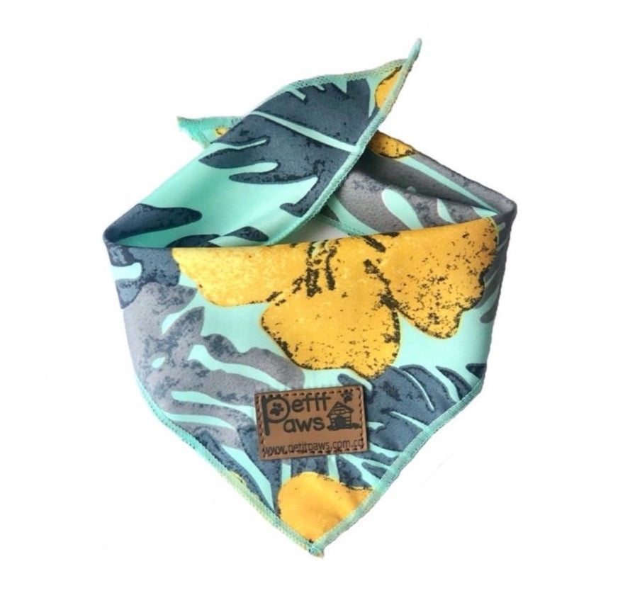 Pañoleta Flores Amarillas Petit Paws - Pañoletas para Perros y Gatos