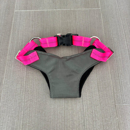 Pechera Street Hook Gris y Fucsia S