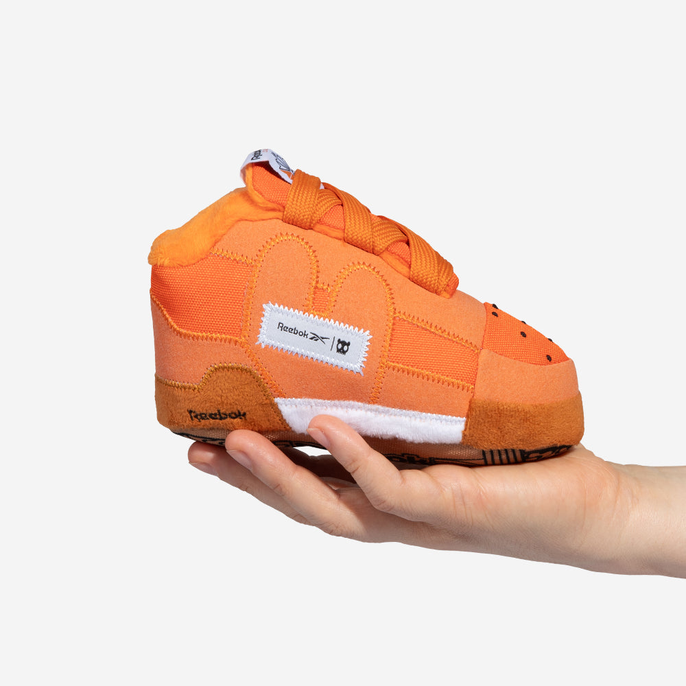 Reebok x Zee.Dog Workout Plus Sneaker Plush Toy - Juguetes para Perros